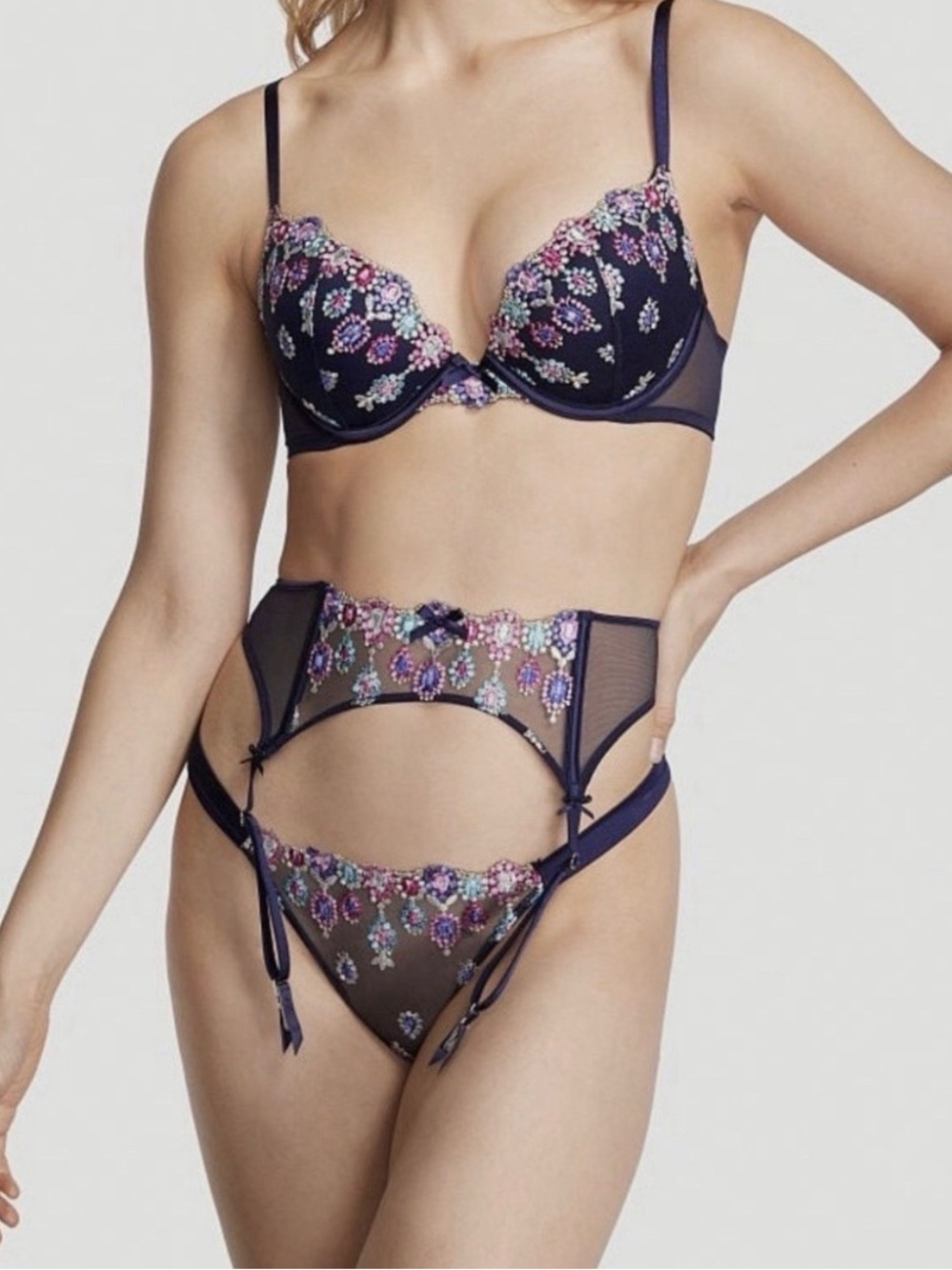 Victorias Secret Embellished Women's Lingerie Set